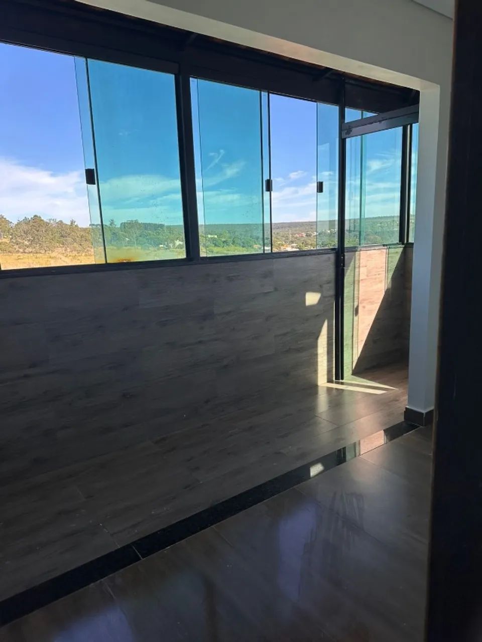 Apartamento de 2 quartos - Cond. Pq Colorado