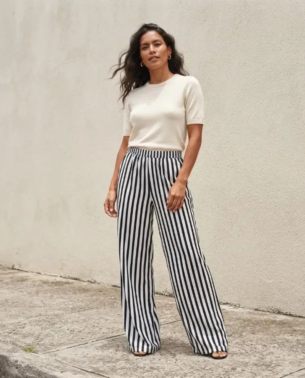 Calça Elegante Feminina Listrada Pretinho Branquinho Básicos