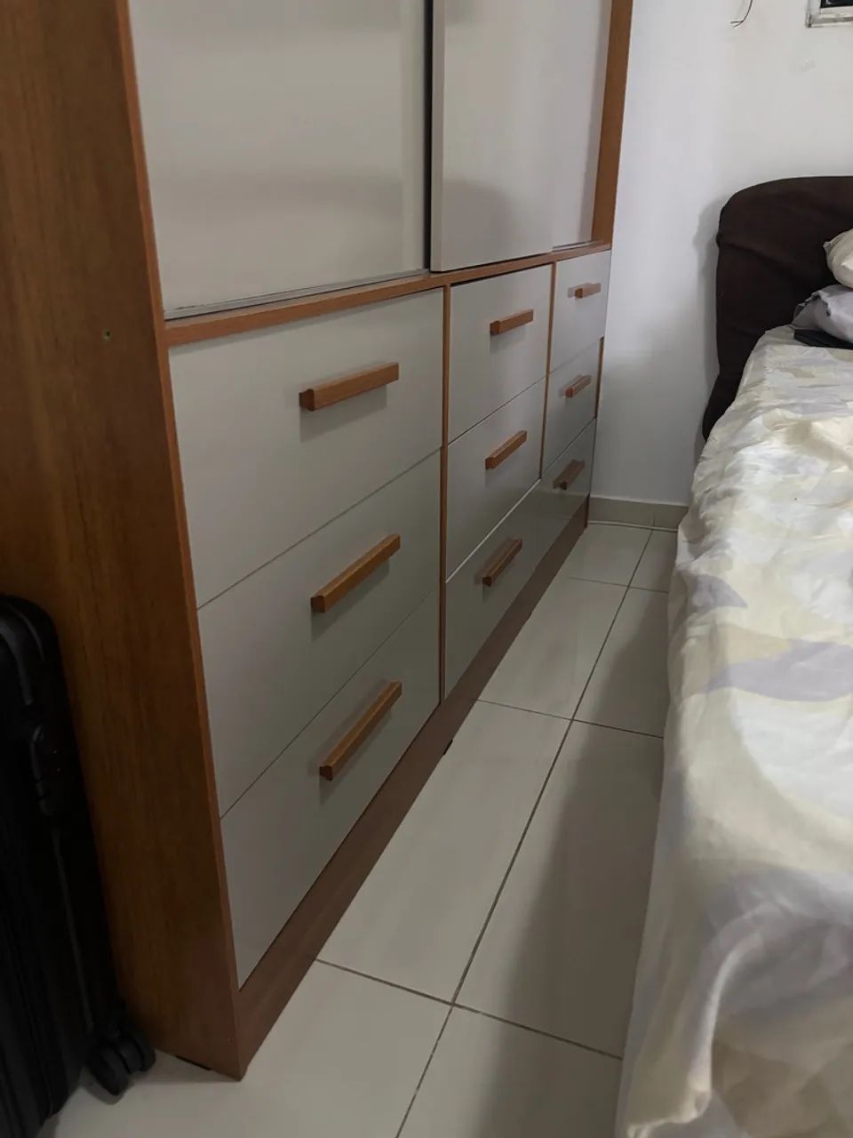 Guarda roupa bem conservado - Foto 2