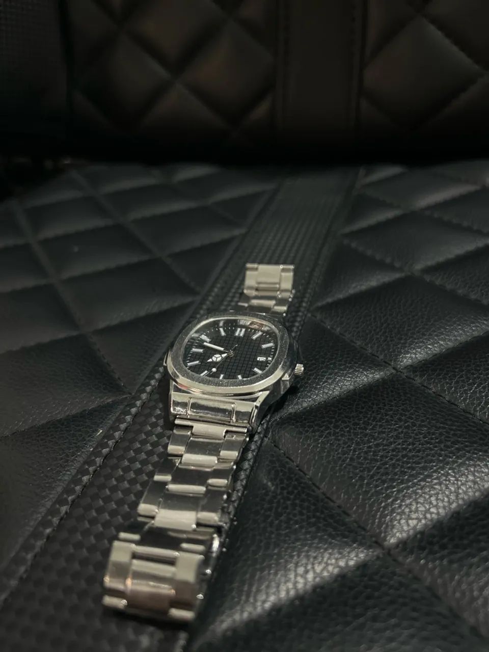 Relógio Masculino Prateado Estilo Executivo / Nautilus - Foto 2