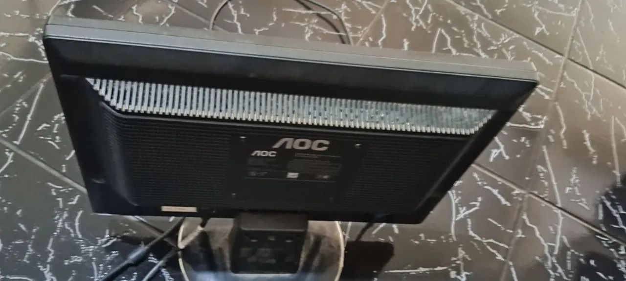 Monitor 15" AOC VGA - Foto 2