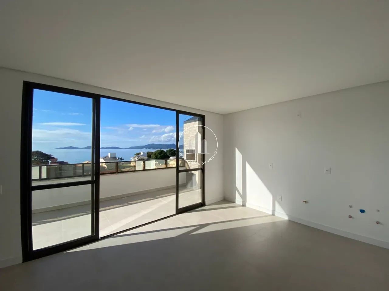 Cobertura 3 Quartos com 1 Suíte - Balneário do Estreito - Foto 2