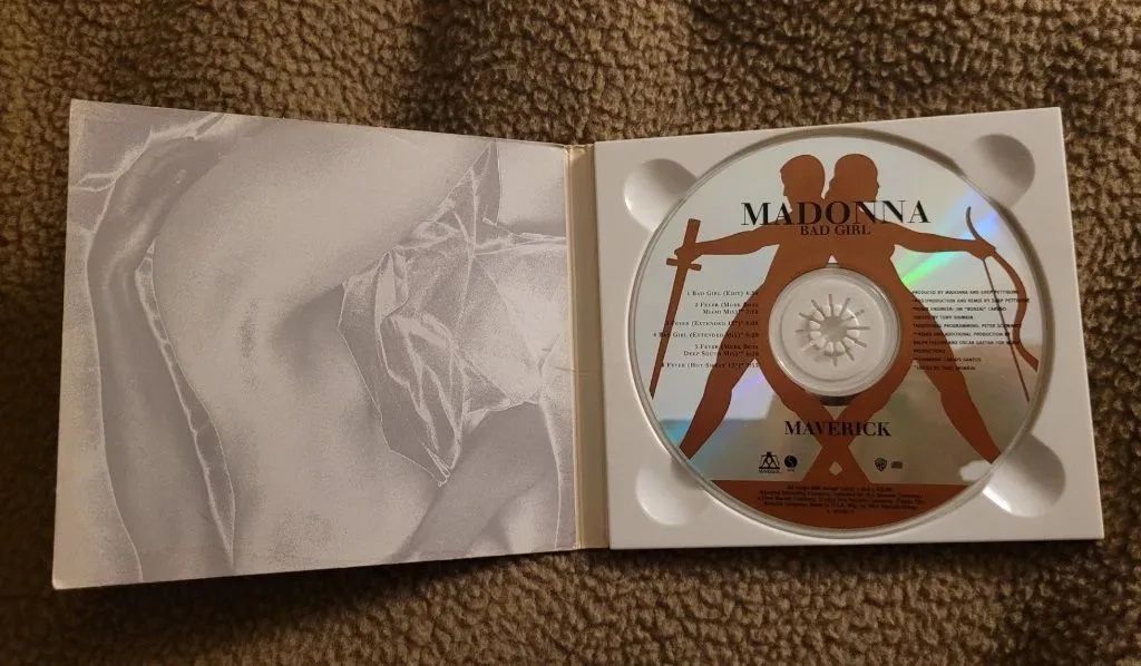新品　マドンナ　Bad Girl / Fever　CD マキシ シングル Cd Madonna - Bad Girl (maxi-single) | MercadoLivre