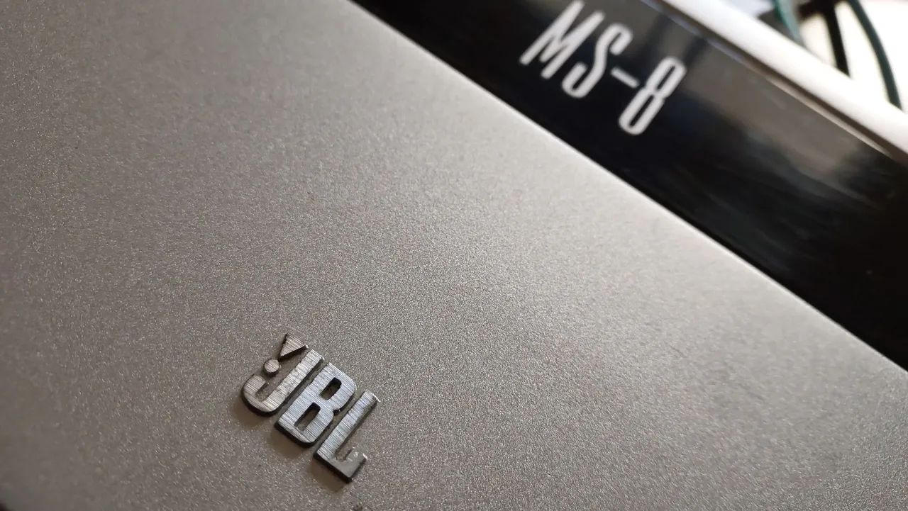 Processador de Áudio Digital JBL MS8