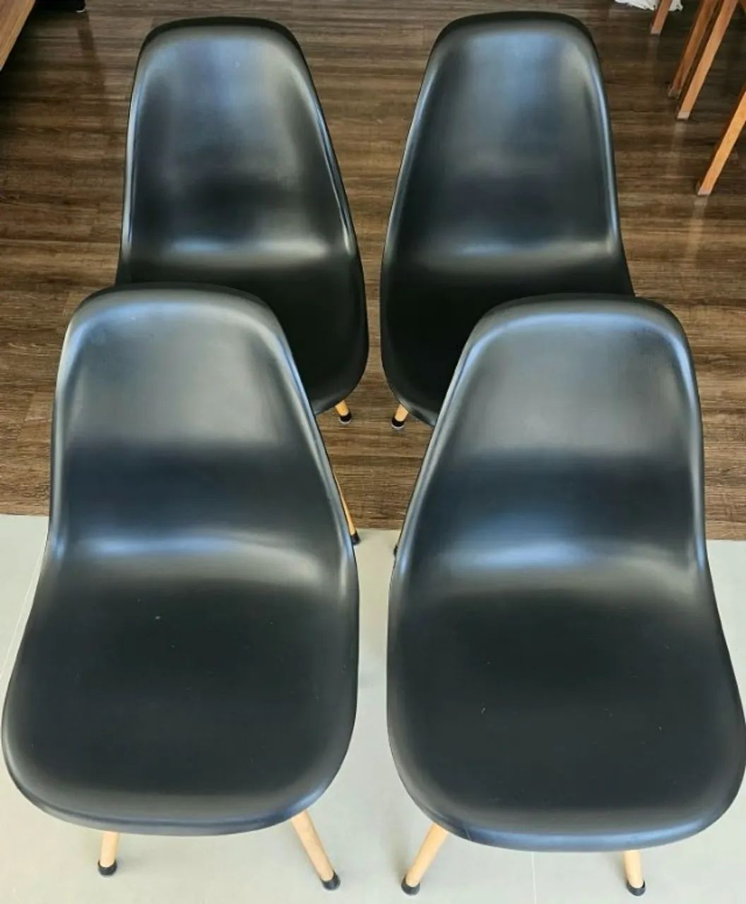 Cadeiras modelo Eames Eiffel  - Foto 3