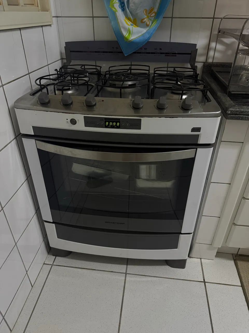 Fogao Brastemp 5 bocas. Bom estado