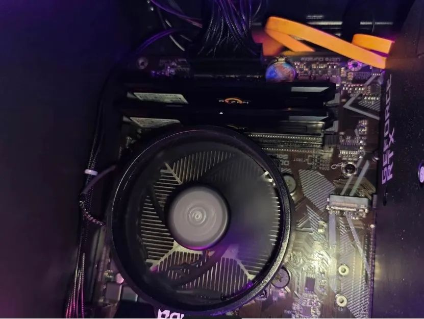 Pc Gamer Ryzen 5 5500/RTX 3070 MSI - Foto 4