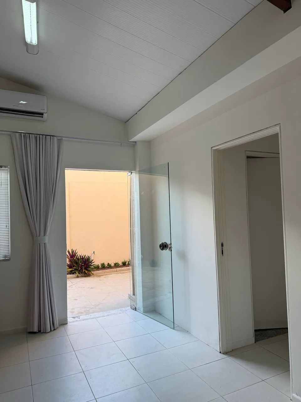 Alugo sala comercial na Jatiuca - Foto 4