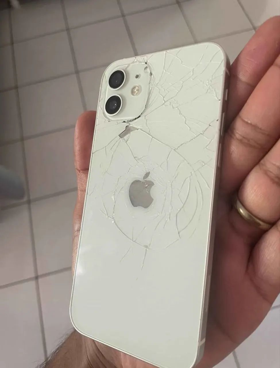 iPhone 12 (Para Reparo) - Foto 4