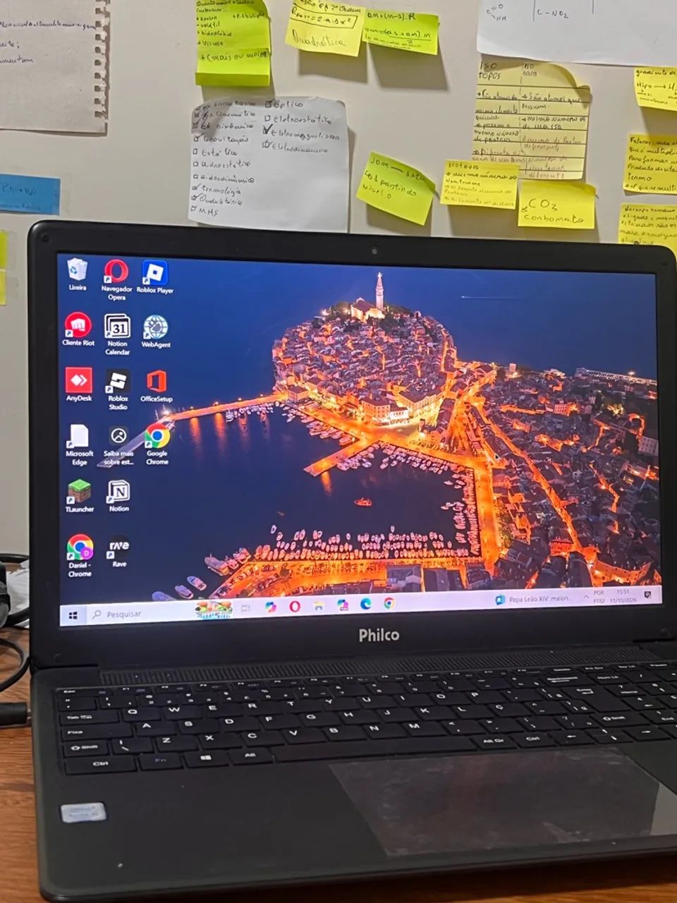 Notebook em bom estado 