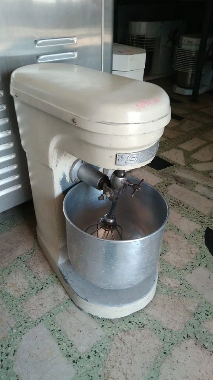 batedeira 12 L 
