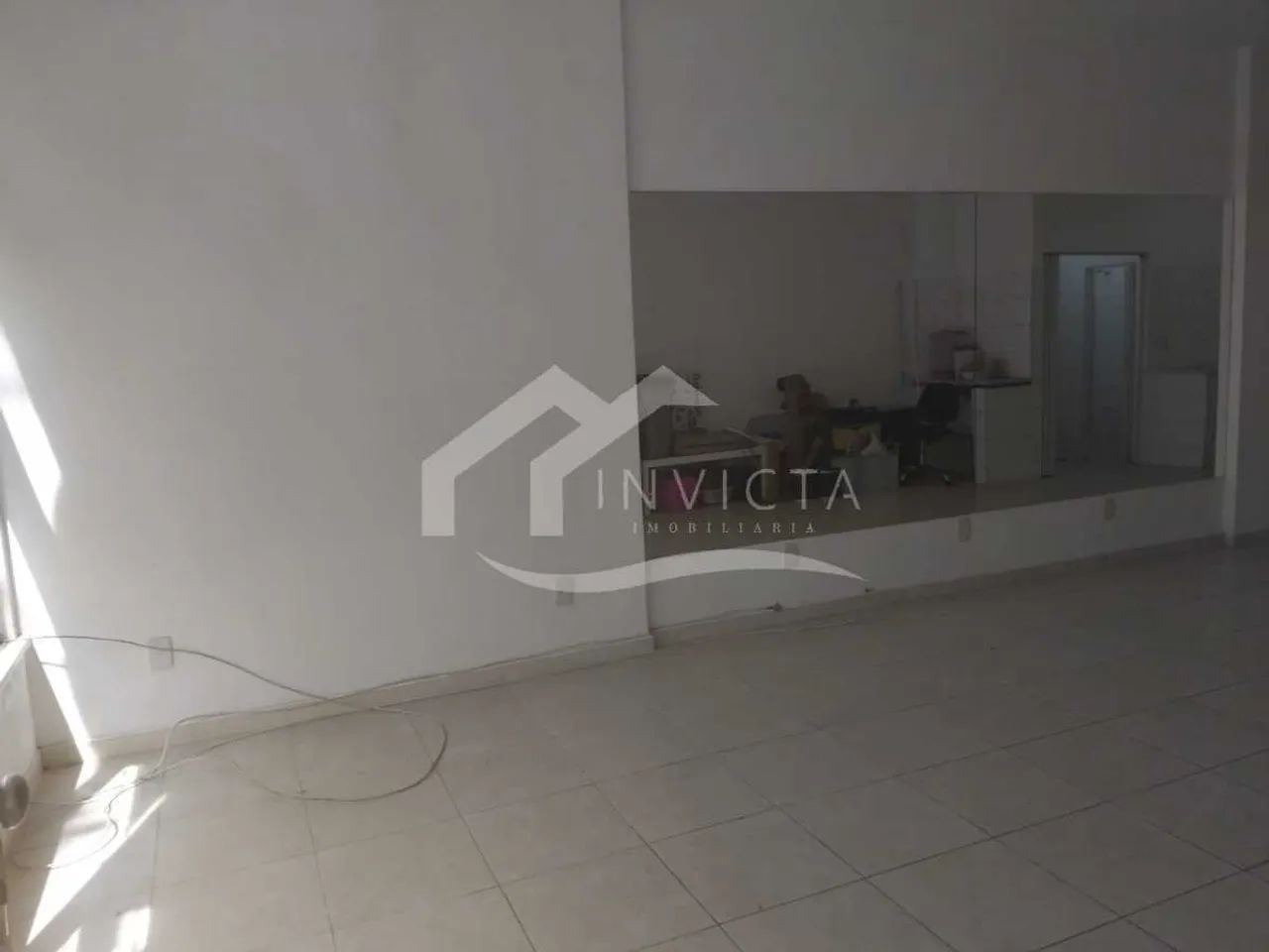 EXCELLENTE SALA ESPAÇOSA E AREJADA !!! - Foto 15