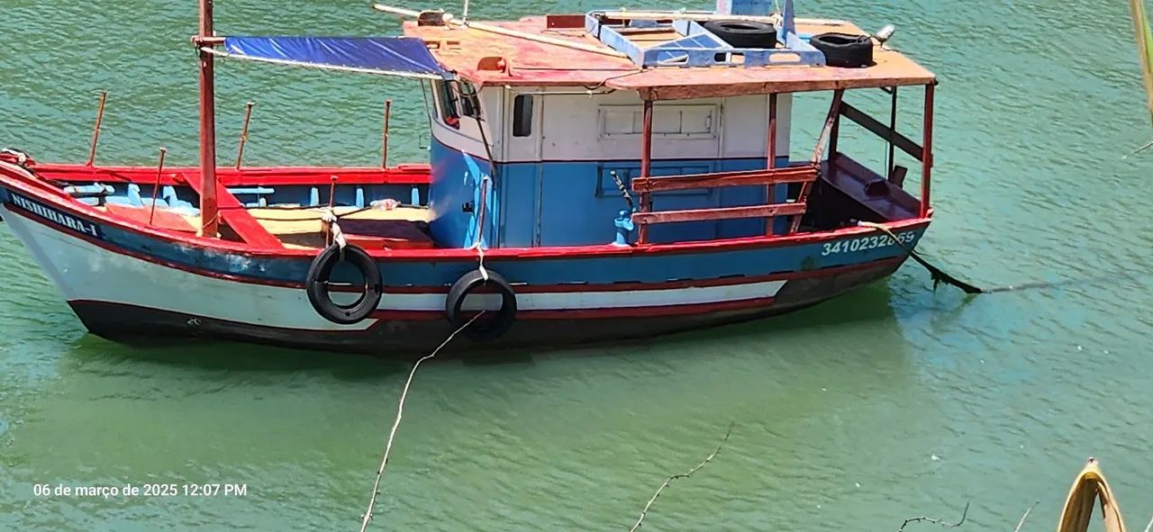 Barco pesca Exexcelente embarcação, muito estavel - Foto 4