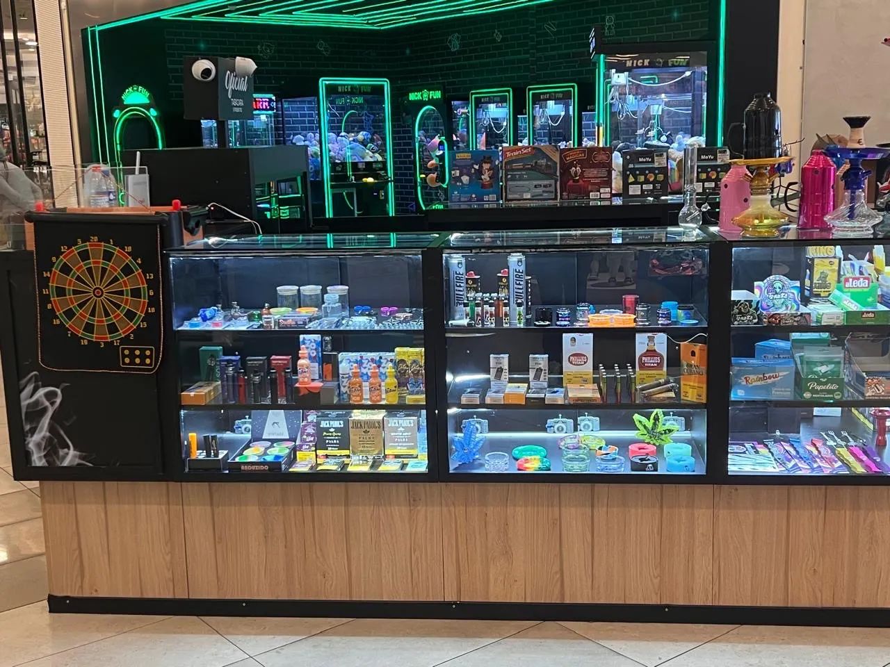 Loja de presentes e tabacaria. Quiosque móvel planejado - Foto 5