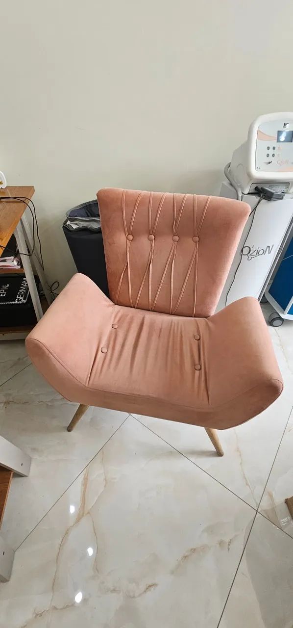 Poltronas para sala, recepção, atendimento  - Foto 4
