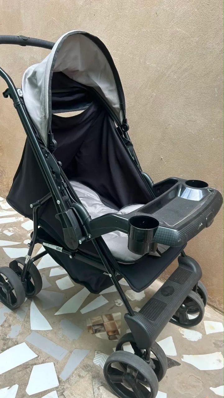Vendo kit para bebê, carrinho, bebê conforto