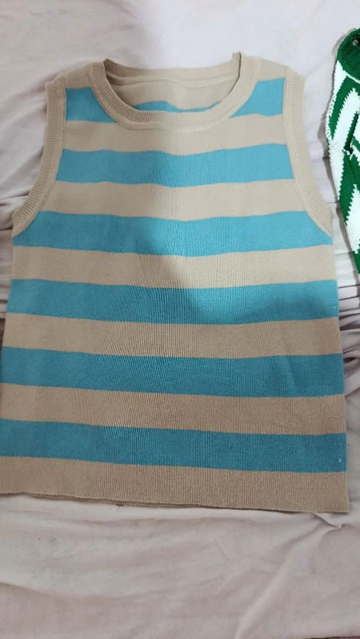 3 blusas femininas regata cropped Tam Unico  - Foto 2