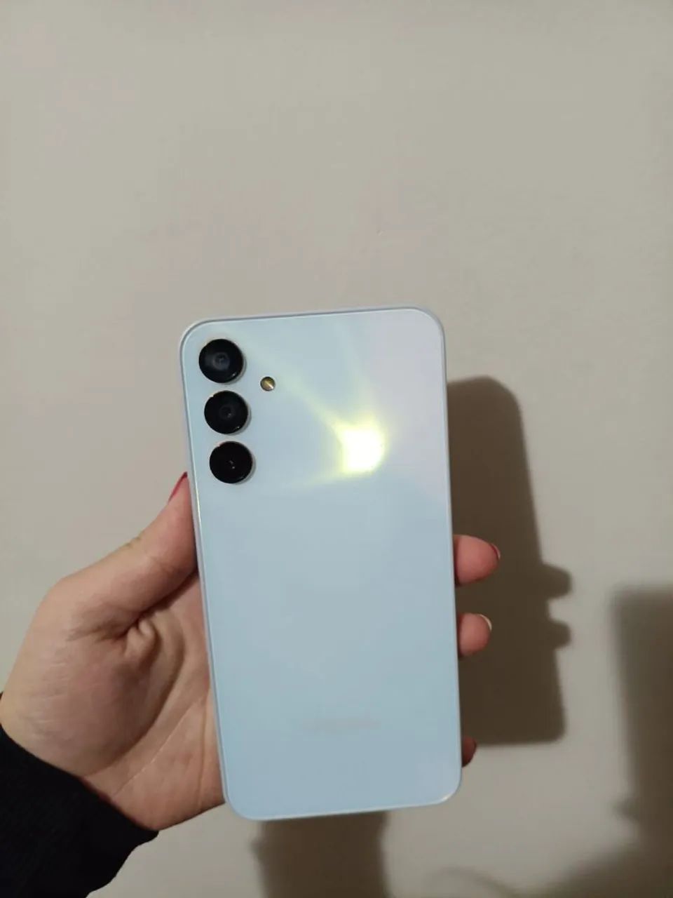 Samsung a15- 256gb- tela trincada mais funciona perfeitamente 