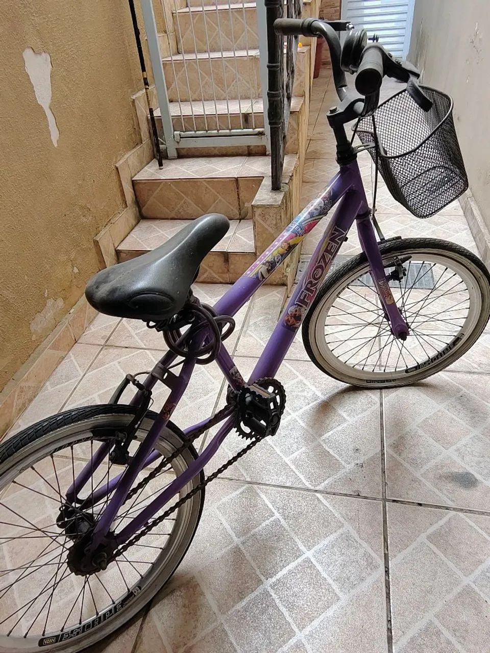 Bicicleta infantil aro 20 - Foto 2
