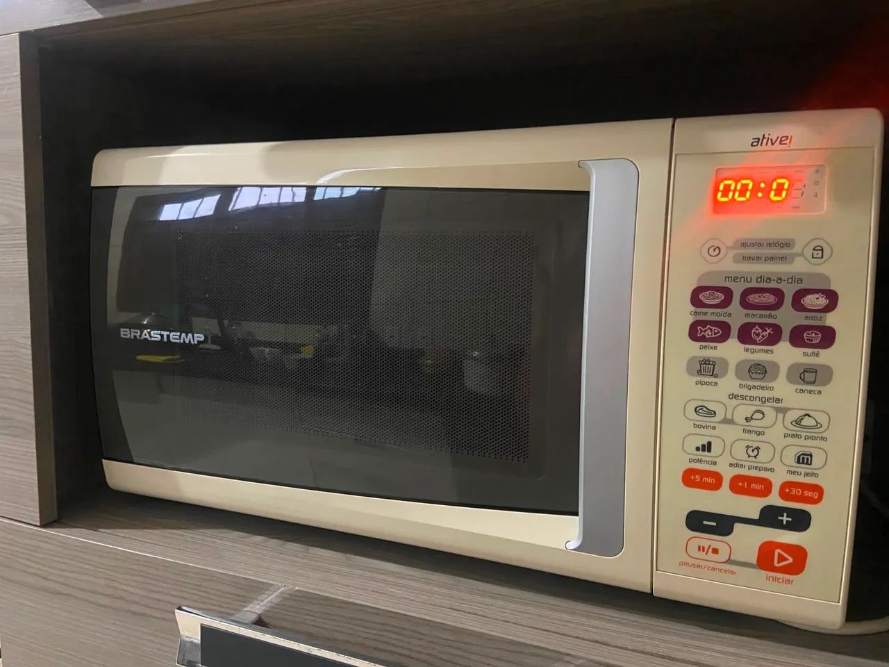 Micro-ondas funcionando perfeitamente 