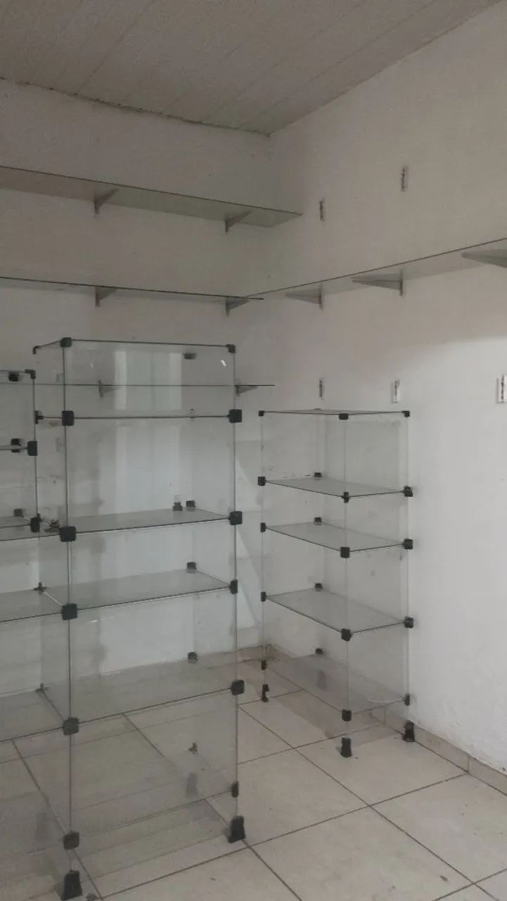 Balcão de vidro e vitrine - Foto 2