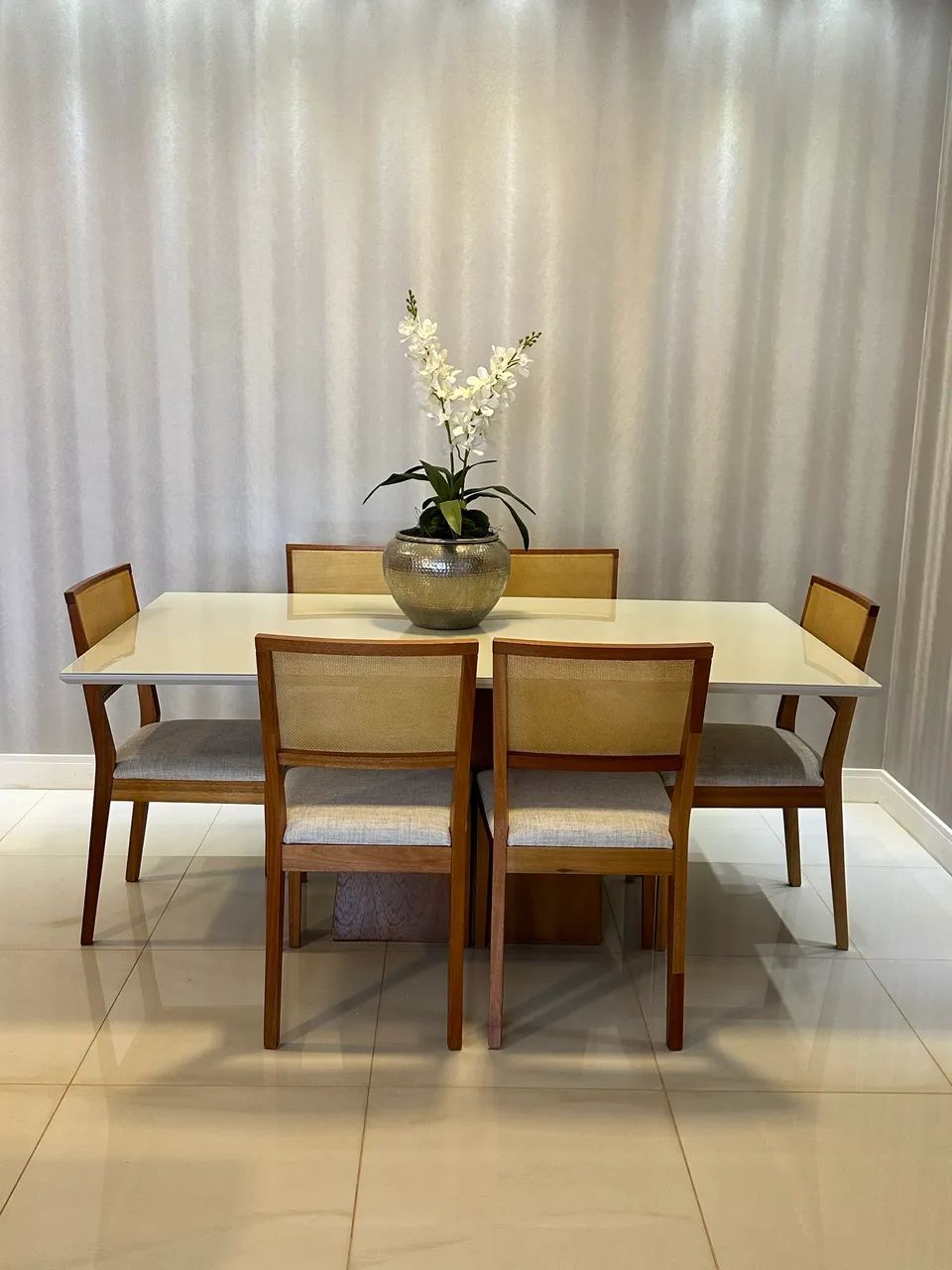 Mesa de Jantar com 6 Cadeiras - Como Nova! - Foto 4