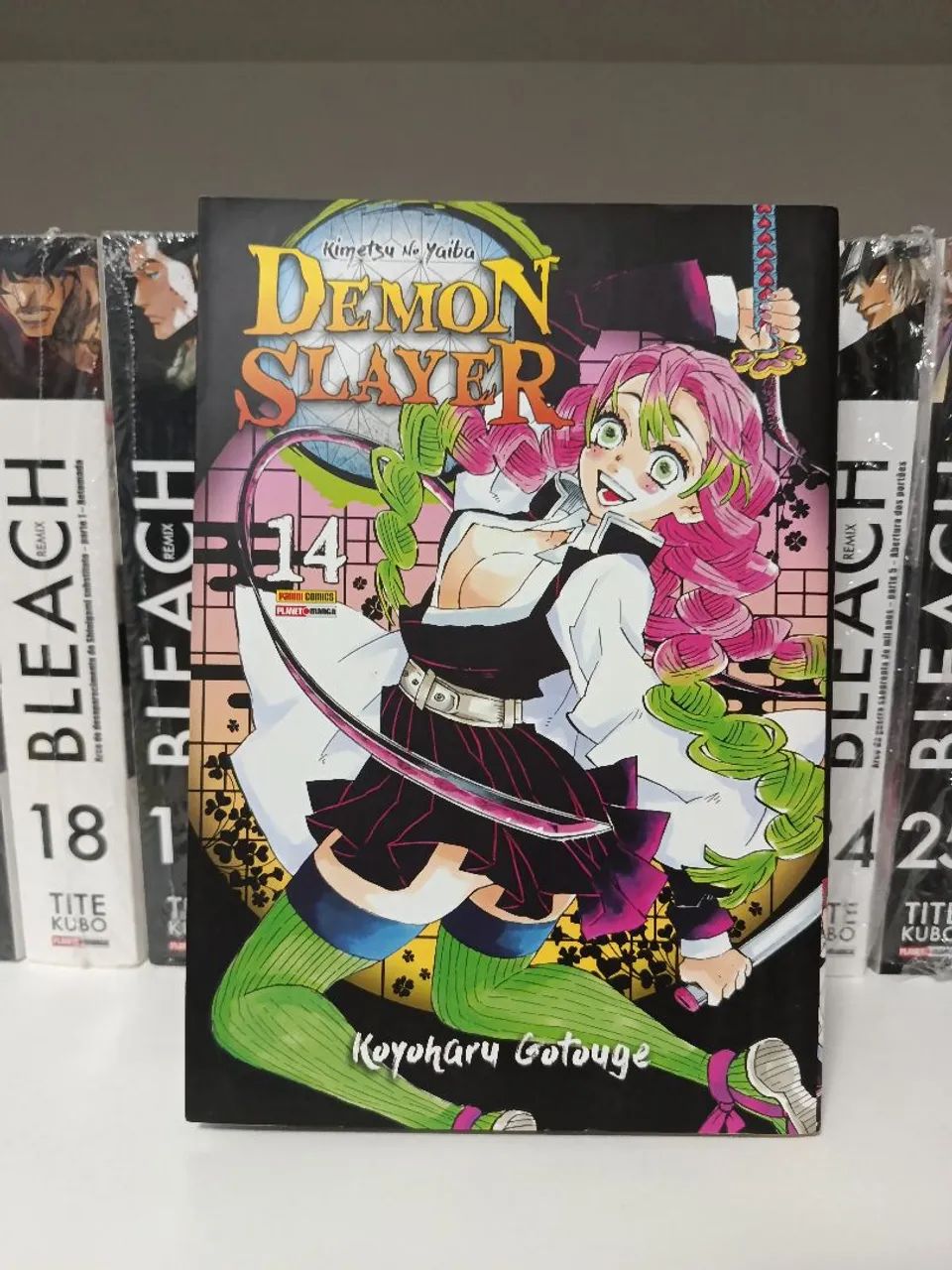 Mangás Demon Slayer (vol. 14 e 16) - Foto 2