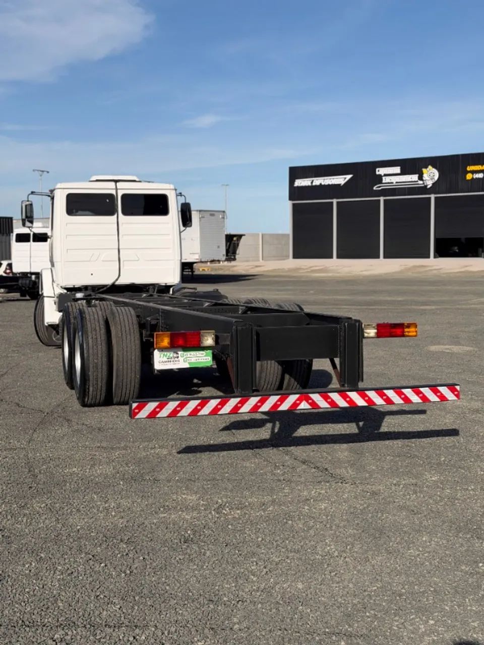  MERCEDES BENZ  ATRON-2324 6X2 2014  - Foto 5