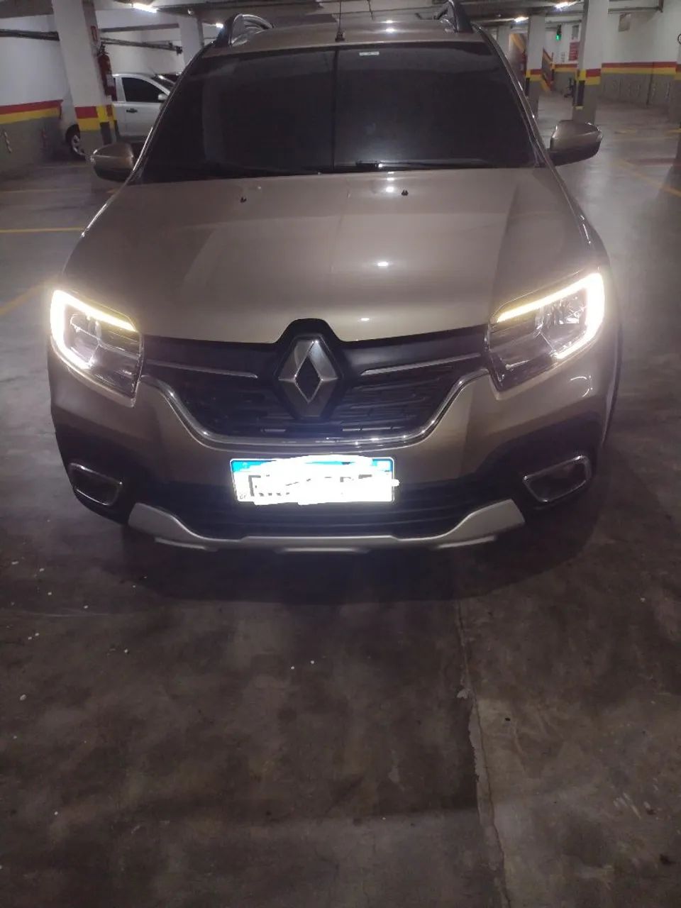 Renault Stepway ICONIC FLEX 1.6 16V AUT. 2022