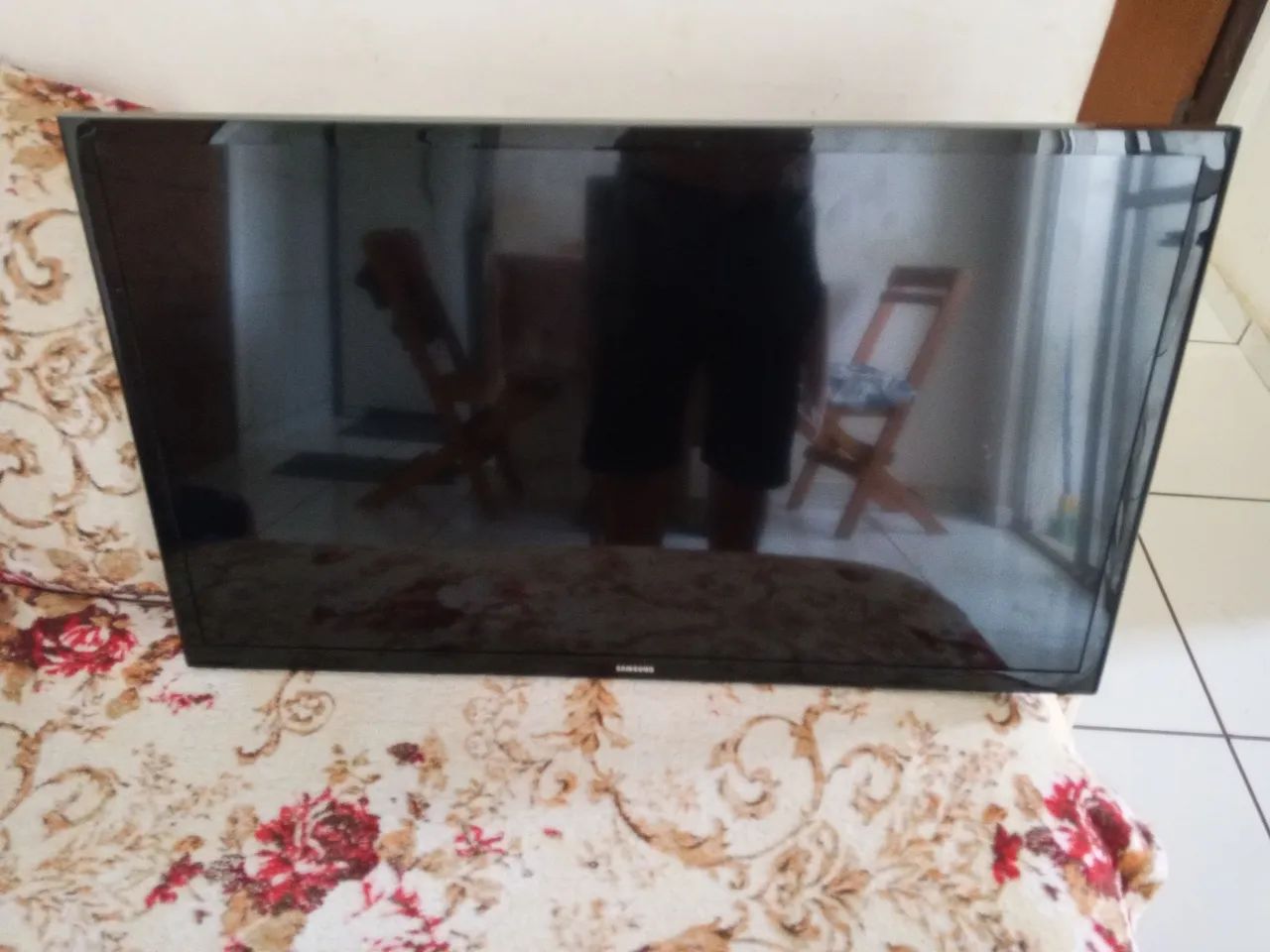 Vende - se uma TV 32 polegadas para retirada d peças  - Foto 3