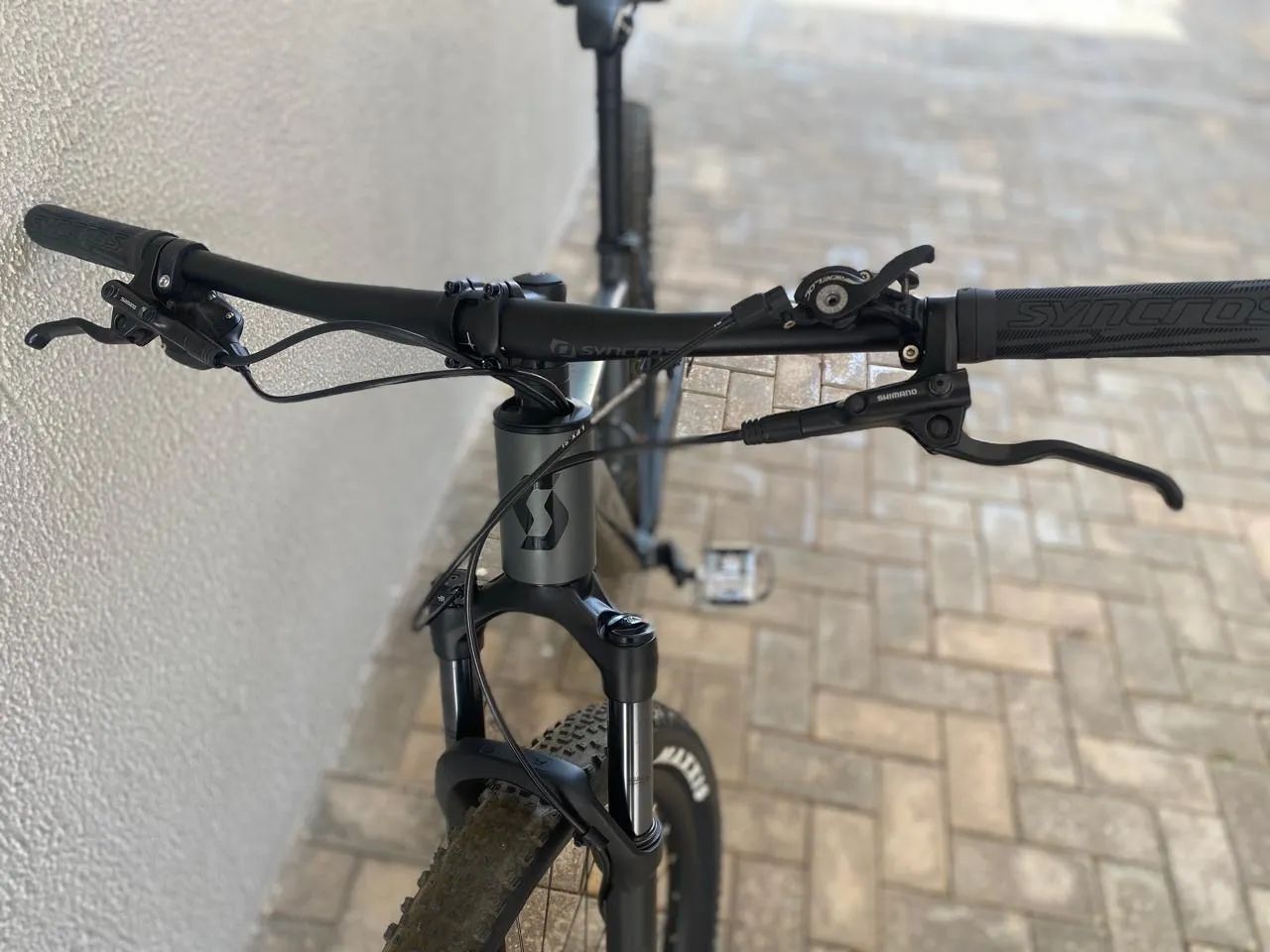 Bicicleta Scott Scale Dark Grey 970 2025 - Foto 4