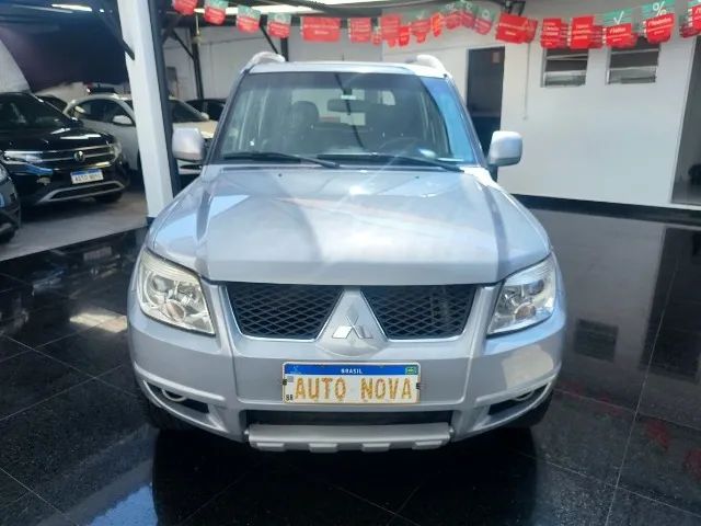 Mitsubishi Pajero Pajero TR4 2.0 Flex 16V 4X2 Aut. 2012