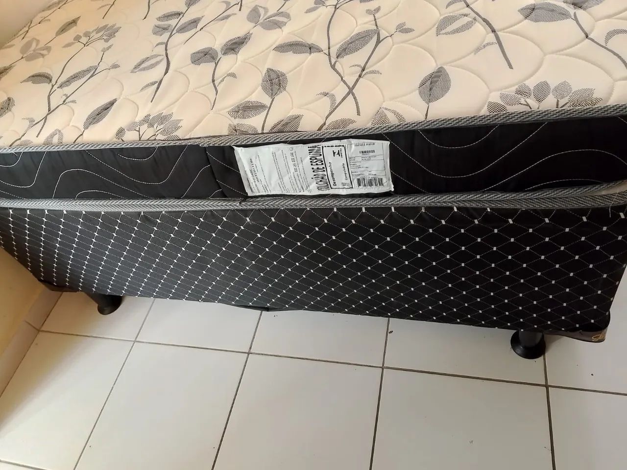 Cama box com colchão casal 