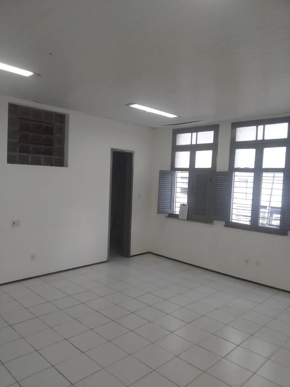 CENTRO - SALA - RUA PERBOYRE E SILVA N 114 SL 5, APROX. 47M²,W.C. - Foto 5