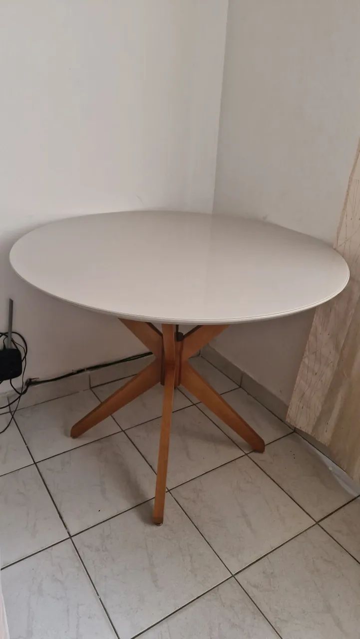 MESA  DE  JANTAR  DE 4  CADDIRAS 
