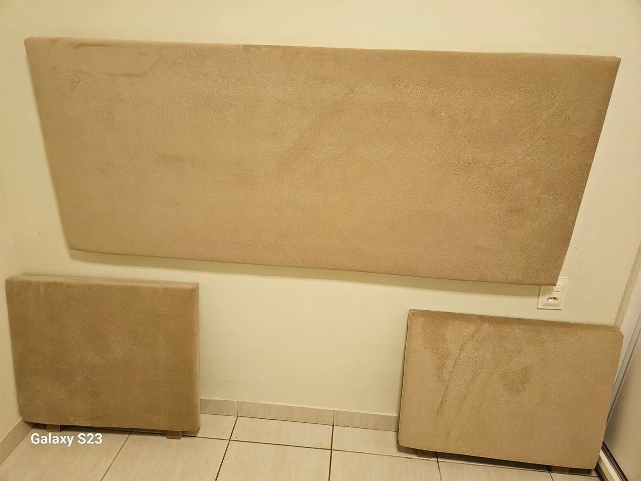 Cabeceira estofada para cama de casal - Foto 2