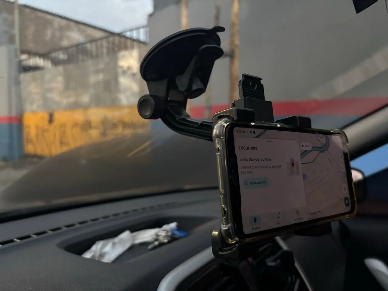 Suporte Celular para carro Fixação no vidro - Foto 3