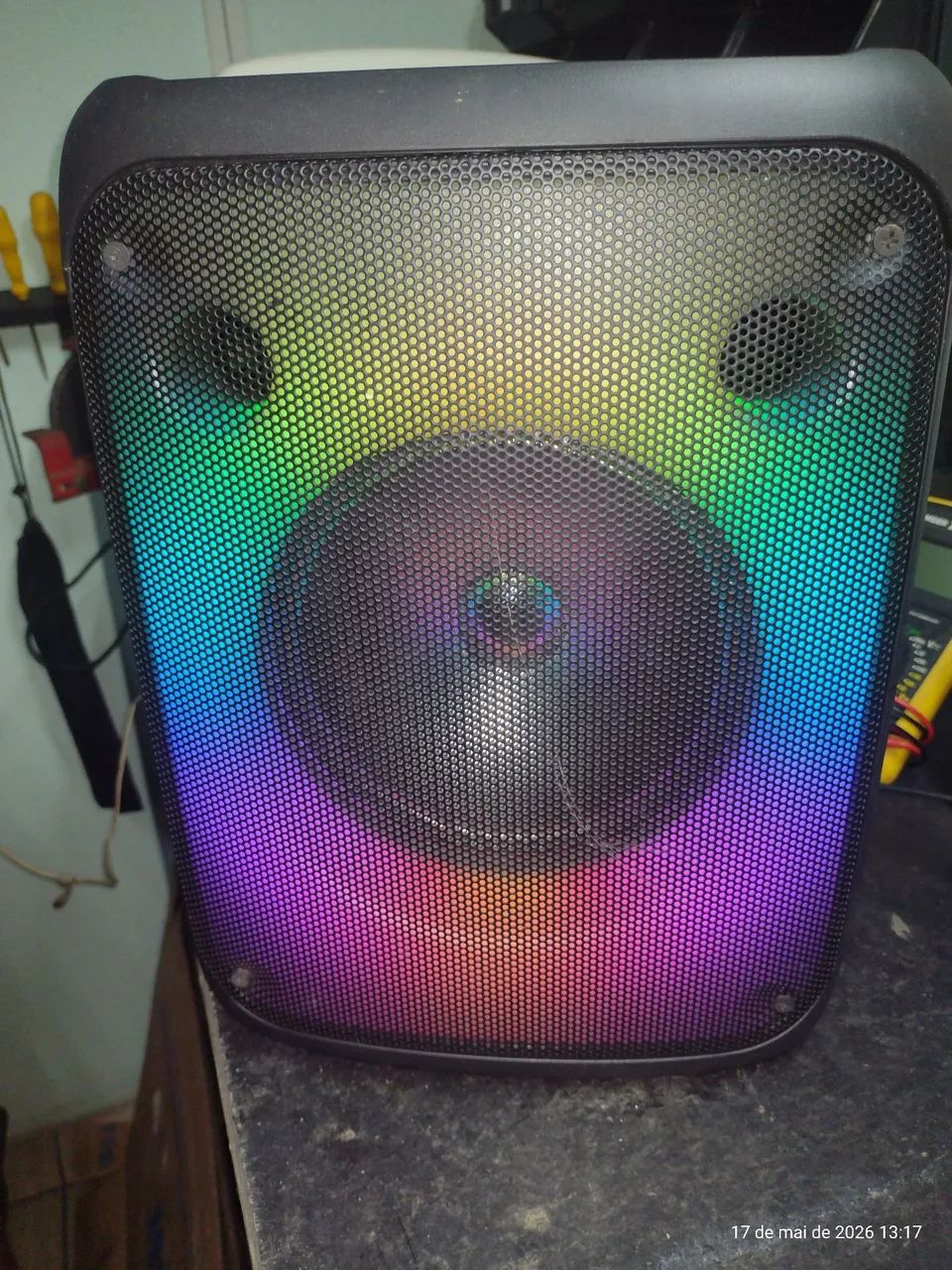Vendo cxa amplificada bluetooth,FM. , USB 