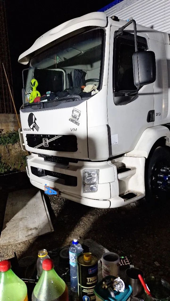 Volvo VM310  - Foto 4