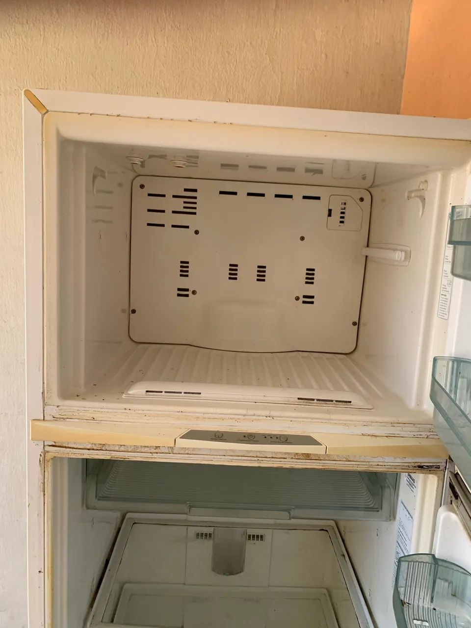 Geladeira para retirada de peça  - Foto 4