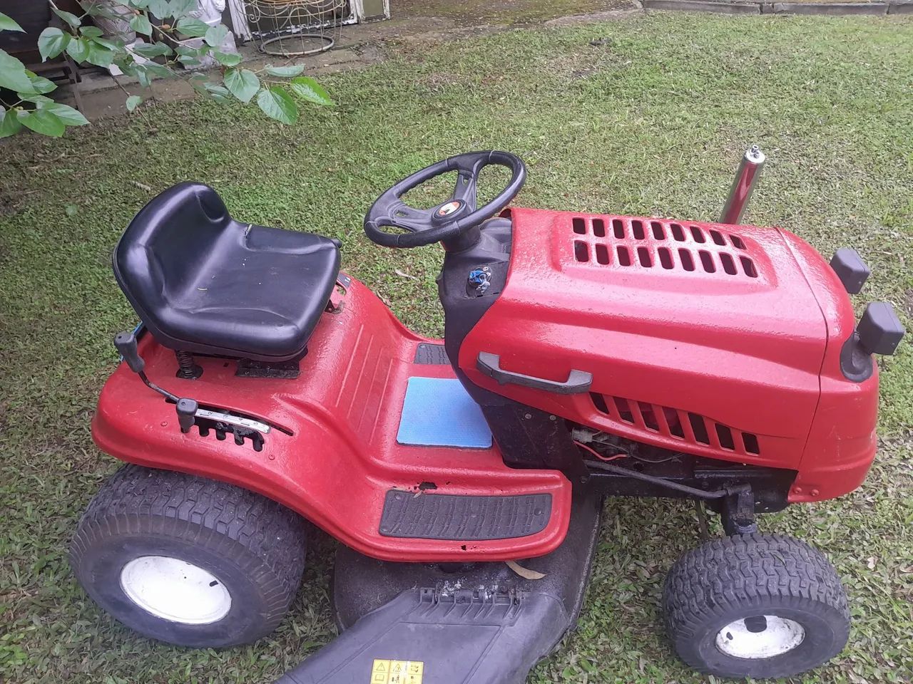 Vendo trator cortar grama  - Foto 2