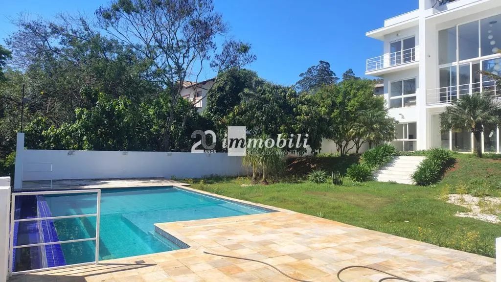 Casa à venda e para alugar próximo a Granja Viana, com 5 suítes, com 620 m² - Foto 2