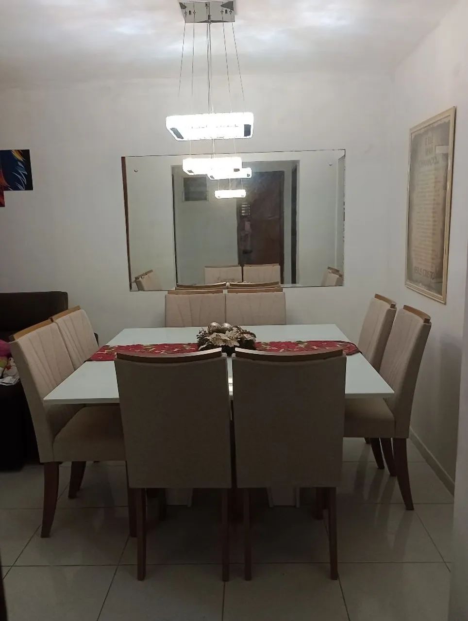 Mesa laqueada com 8 cadeiras em linho - Foto 2