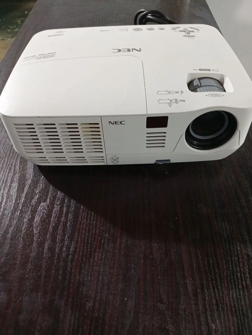 Projetor NEC v260r