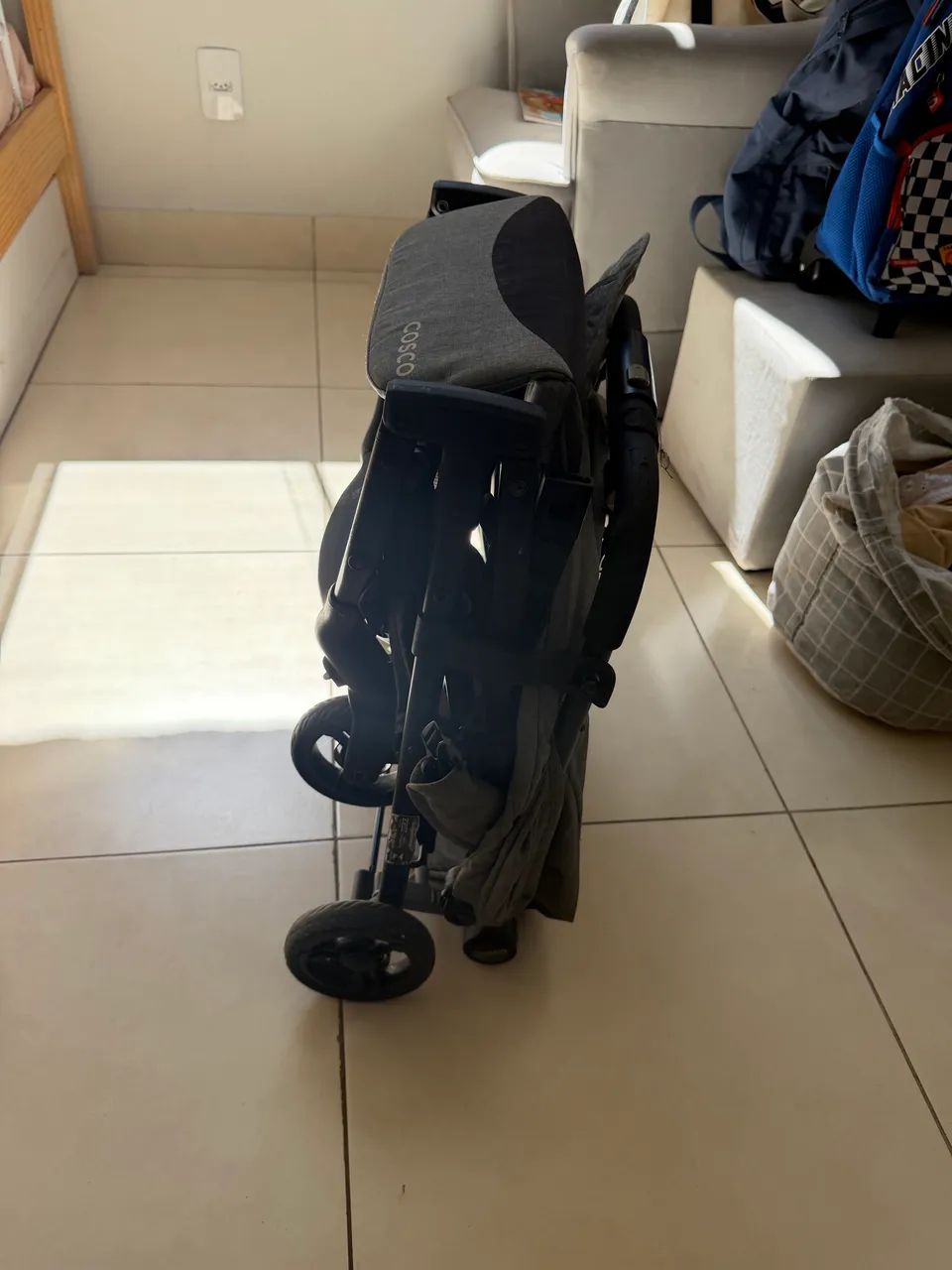 Carrinho bebe estilo mala de mao - Foto 2