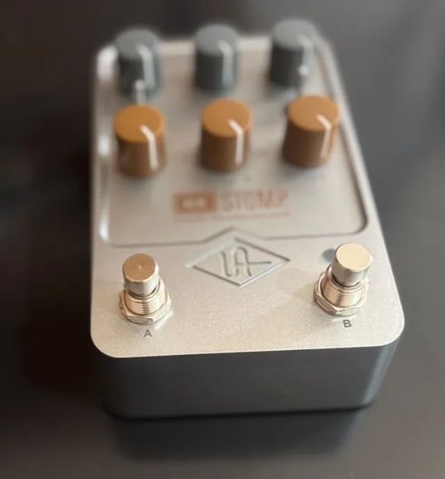 Pedal Universal Audio OX Stomp - Foto 4