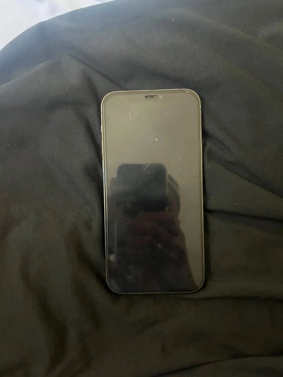 Vendo IPhone 12 Pro  R$ 1200, ou aceito iPhone XR com carcaça do 17 