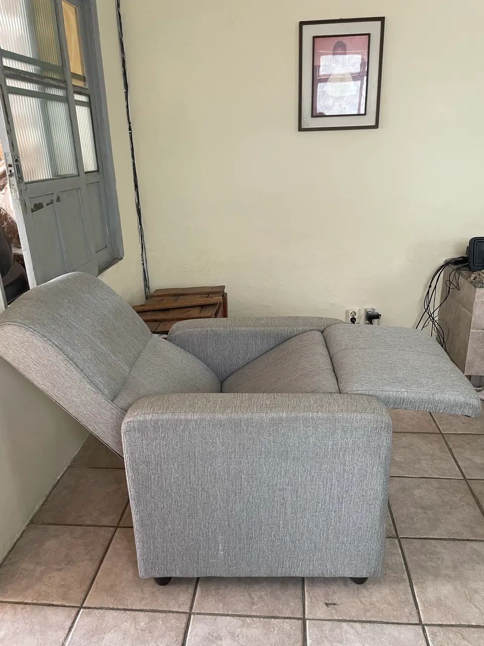 Poltrona reclinável muito confortável  - Foto 2