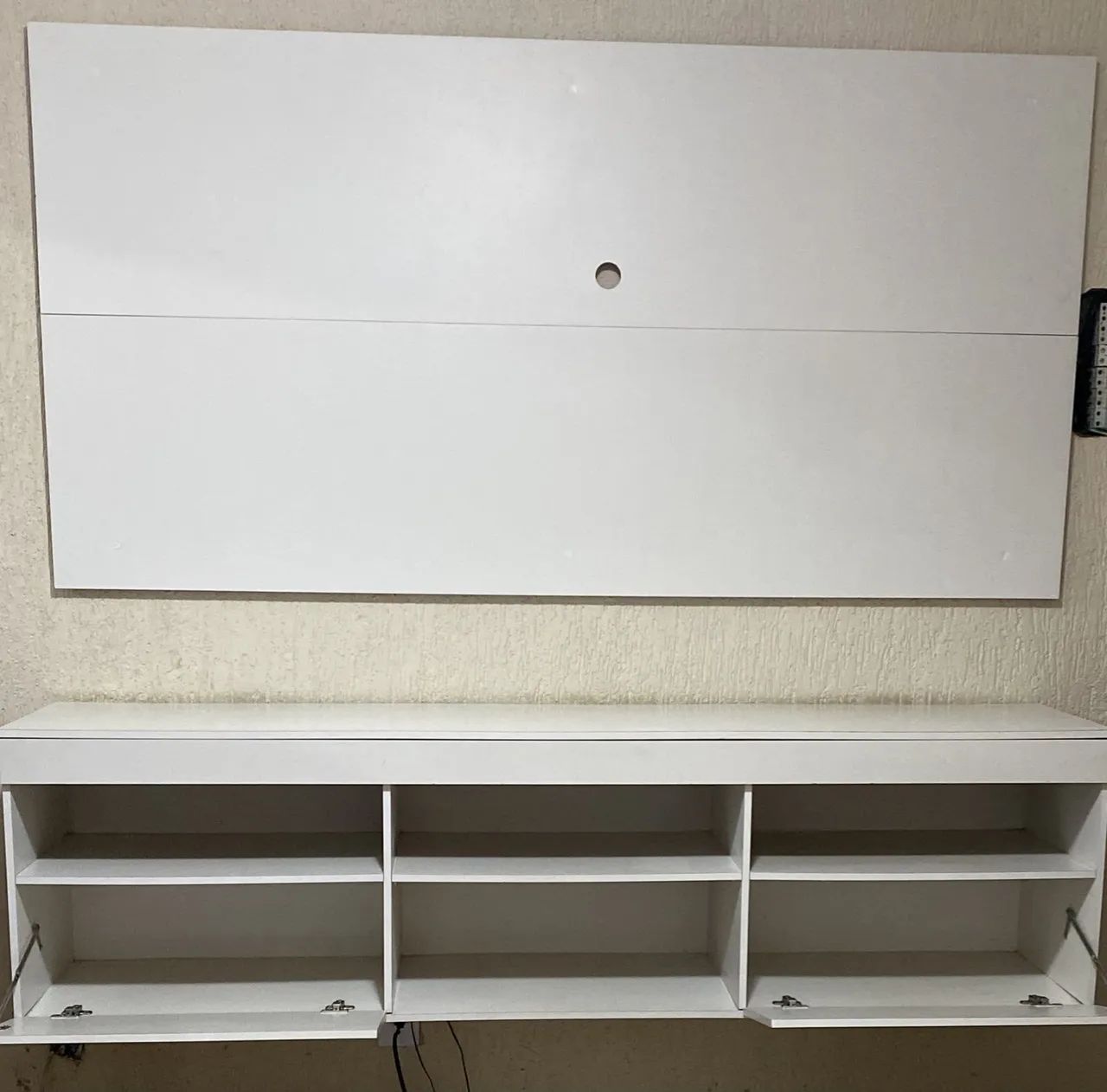 Painel mais rack suspenso  - Foto 2