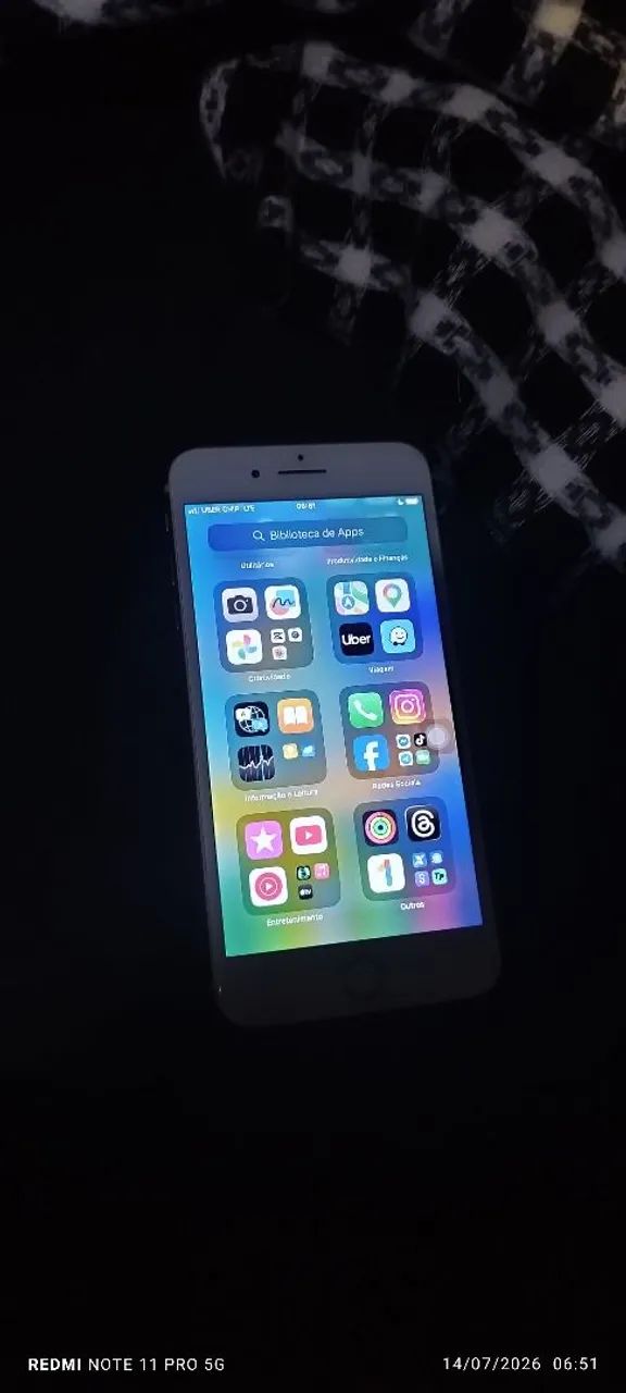 Vendo iPhone 8 zerado de barbada - Foto 3